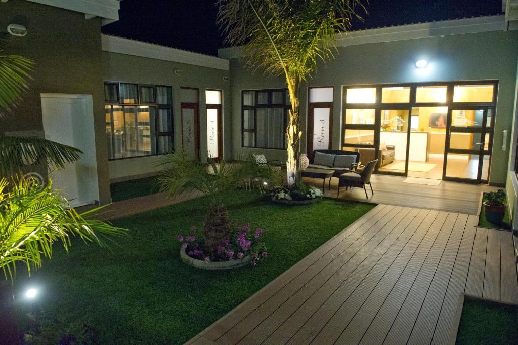 Namib Guesthouse Swakopmund Exterior photo
